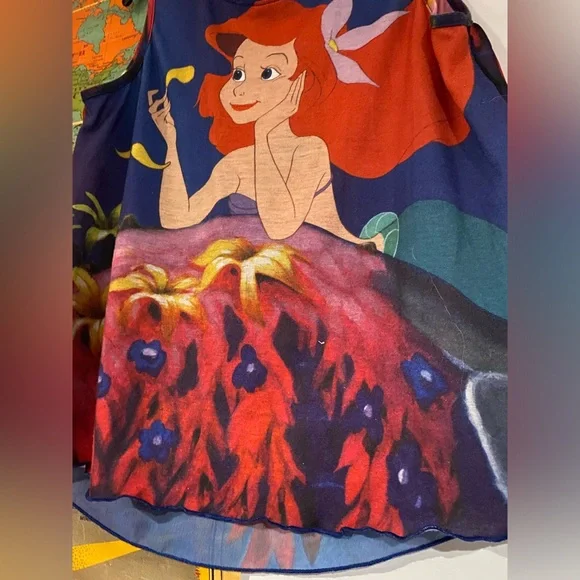Disney Ariel Little Mermaid sleeveless top. Sz L. “He loves me and loves me not” - Picture 2 of 5